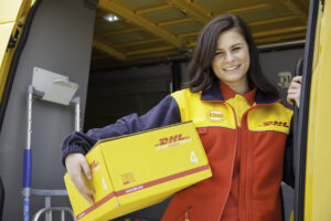 DHL Express koerier