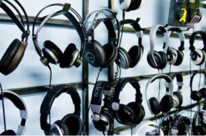 Vận Chuyển - Chuyển Phát Nhanh Nhập Khẩu Thiết Bị Điện Tử và Cáp Âm Thanh